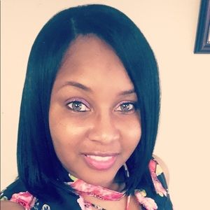 Meet your Posher, Latonya